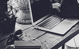 AYX体育官网-逆境中的明星：战胜伤病再创新高，在逆境中获得成功的名人